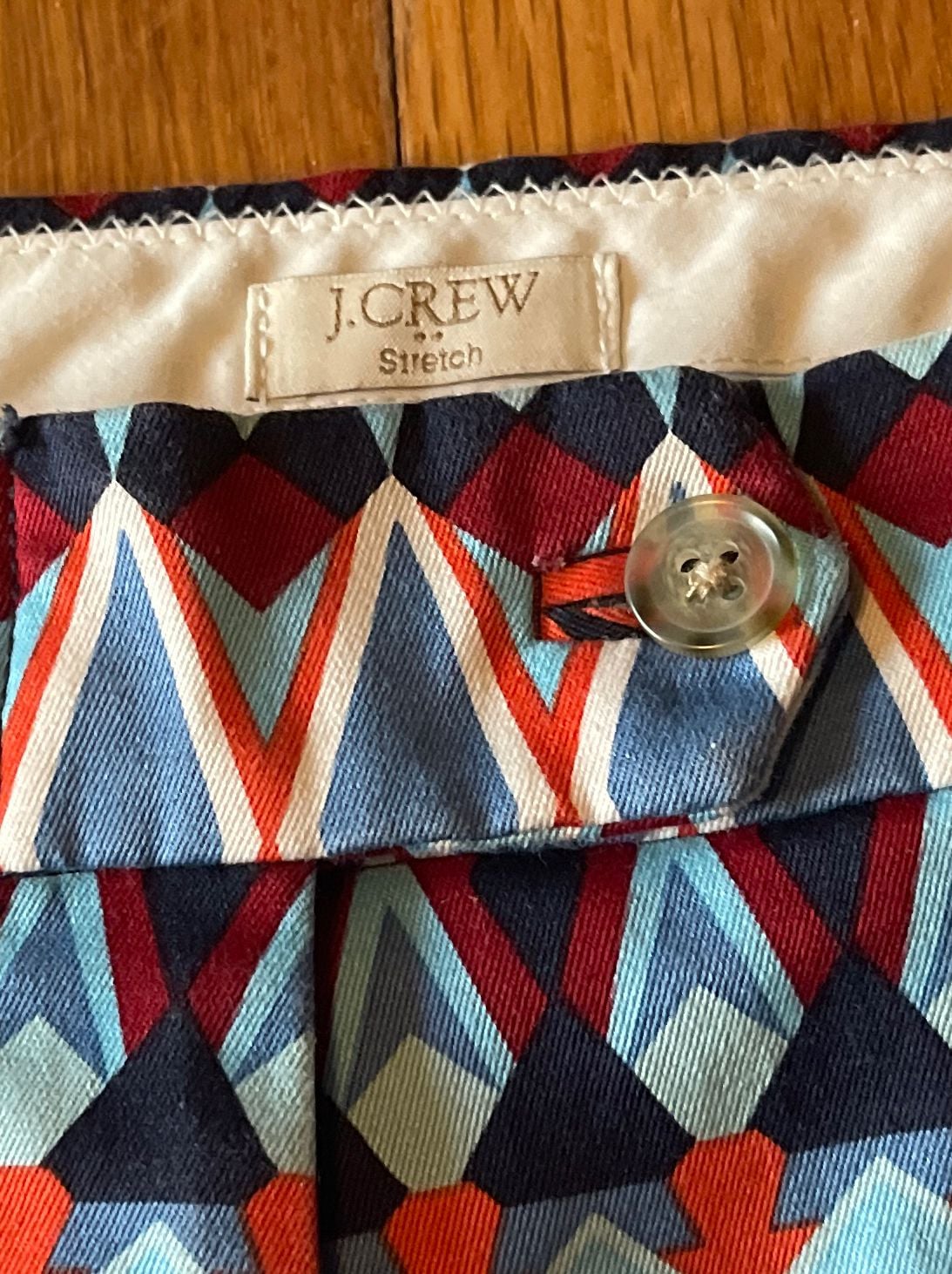 J.Crew Stretch 3-Inch Chino Shorts in Mosaic Diamond Geometric Print Size 4, New 4