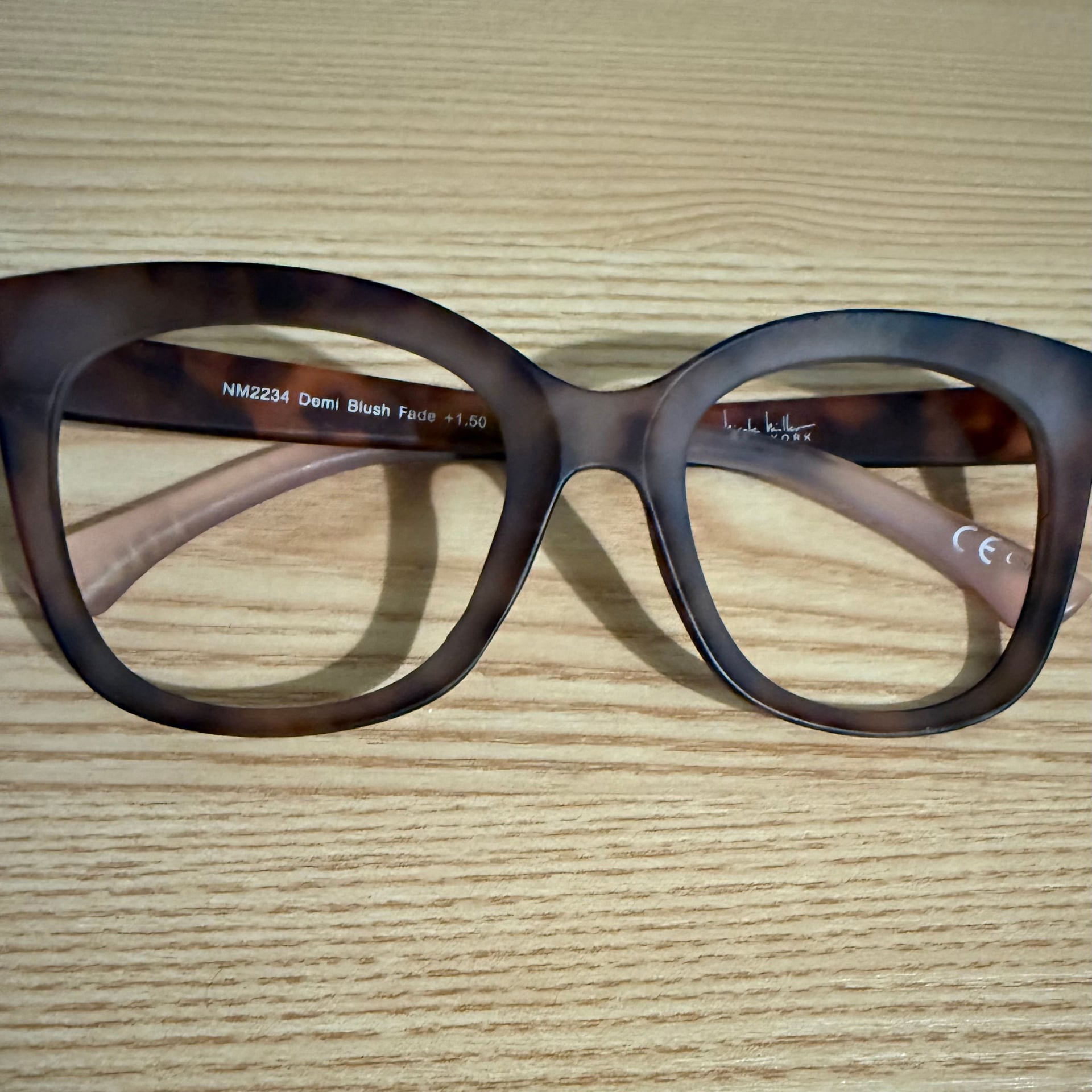 Nicole Miller Demi Blush Fade Oversized Glasses. Frame only. 2