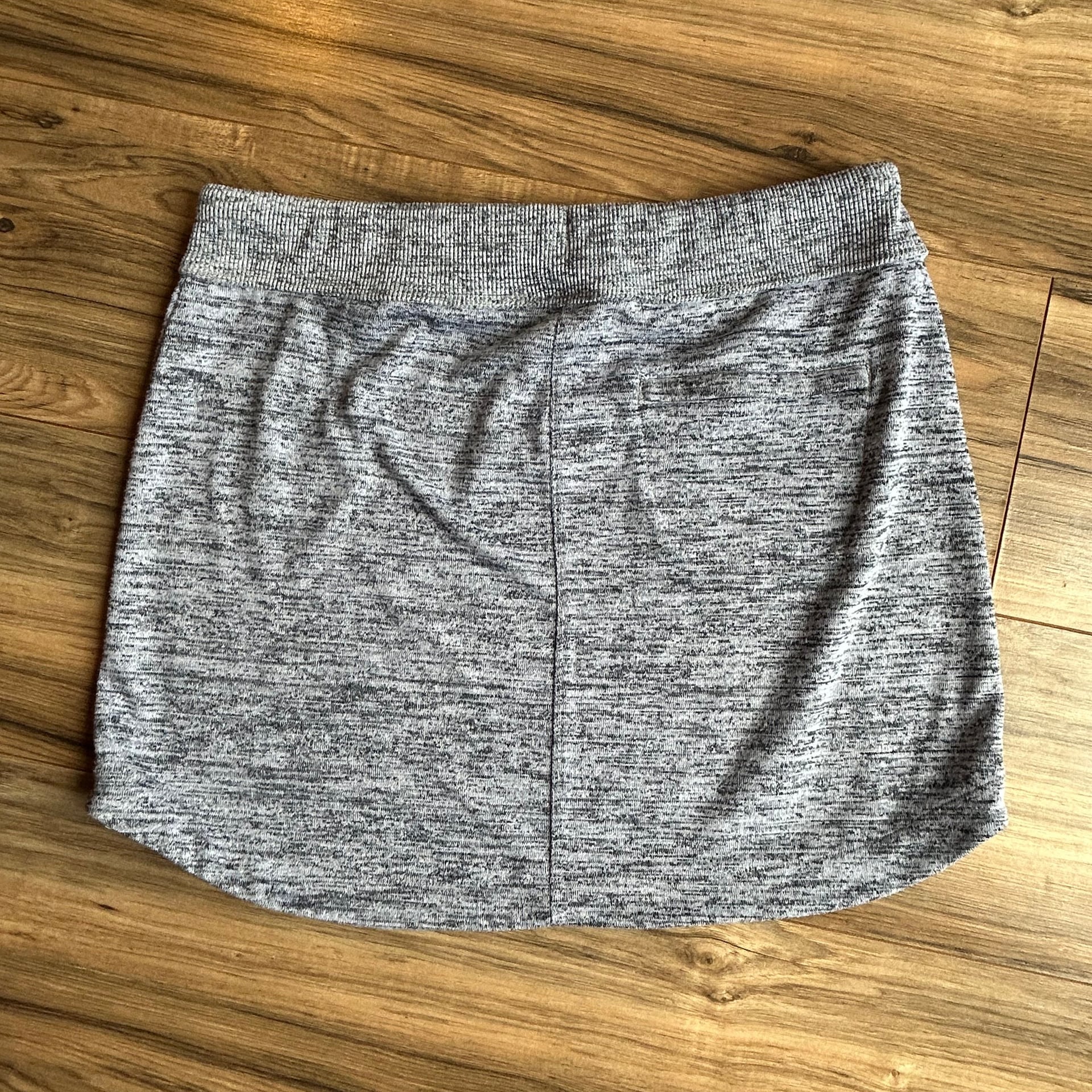 Athleta Womens Downplay Mini Skirt Heathered Gray Size Medium Activewear 2