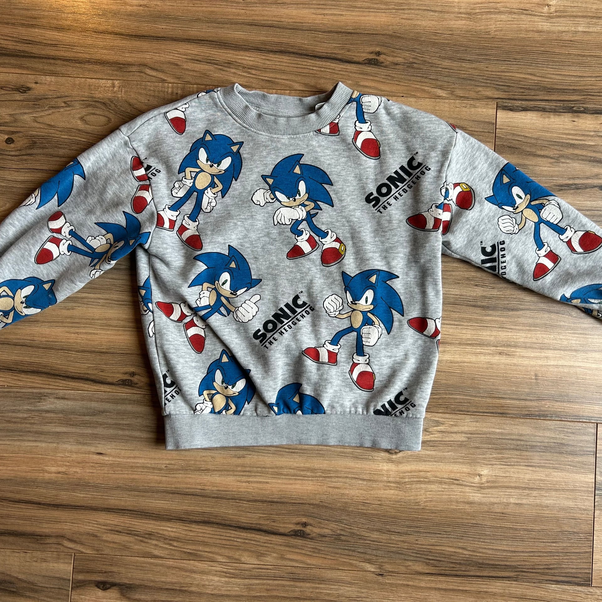H&M Boys Sonic The Hedgehog All Over Print Grey Crewneck Sweatshirt - 5T-6 1