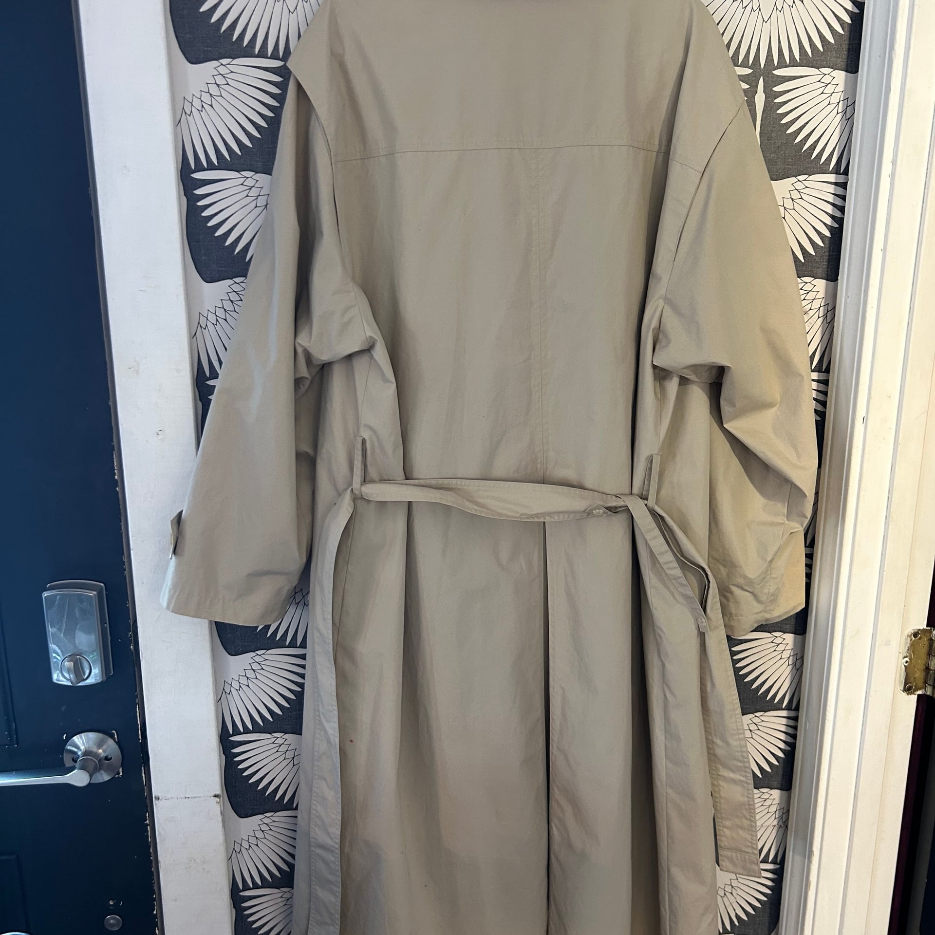 Vintage London Town by London Fog Men's 42 Long Khaki Belted Trench Coat 4