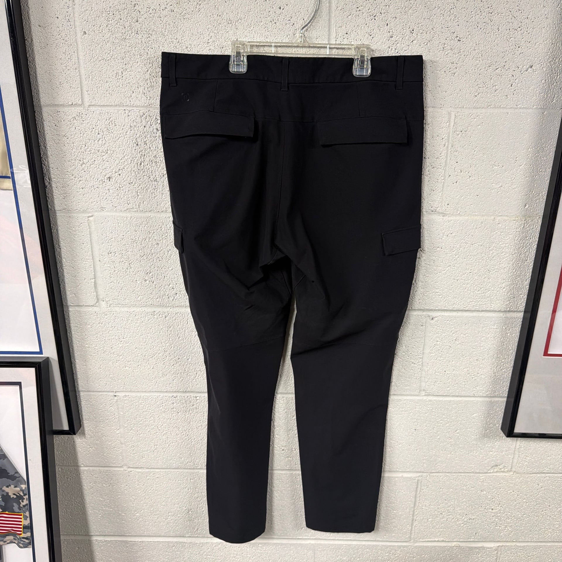 Lululemon Commission Slim-Fit Cargo Pant Black Warpstreme 2