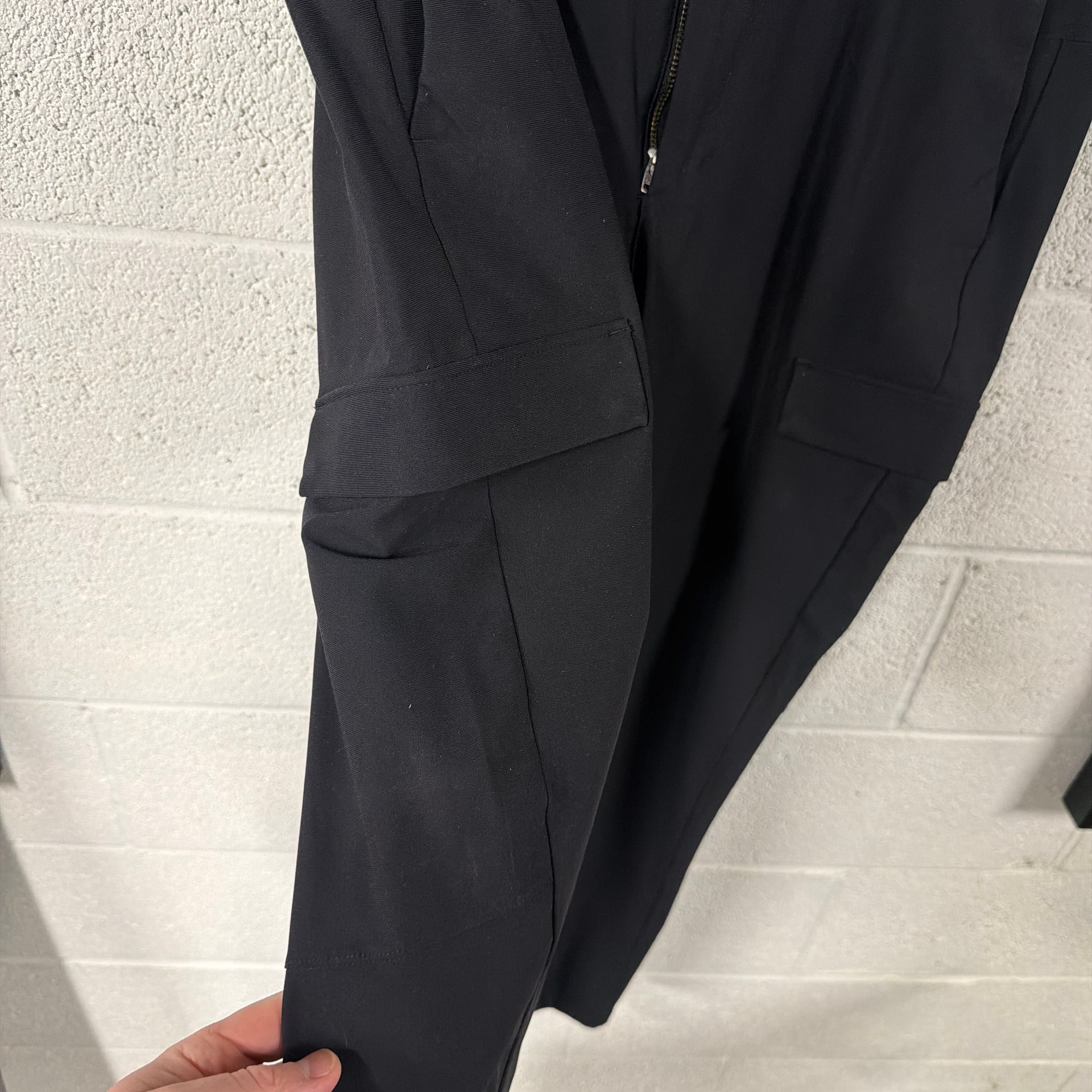 Lululemon Commission Slim-Fit Cargo Pant Black Warpstreme 3