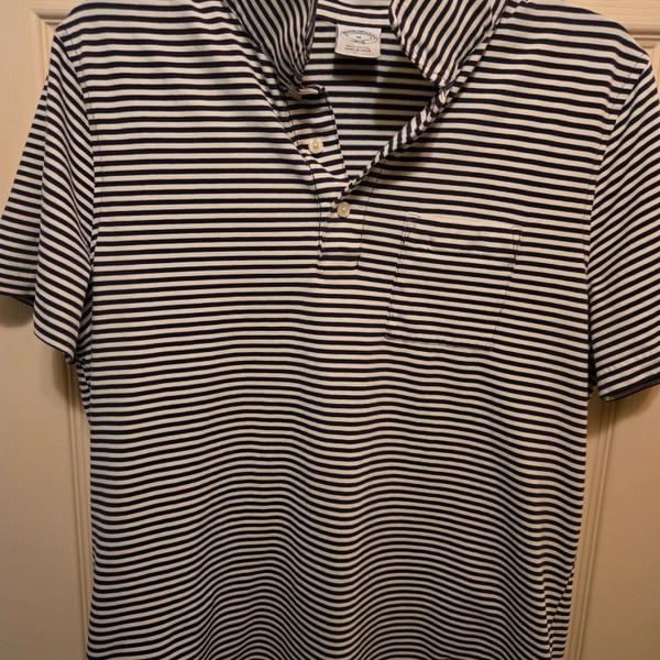 Brooks Brothers 1818 Men's Size M Navy & White Striped Short Sleeve Pocket Polo