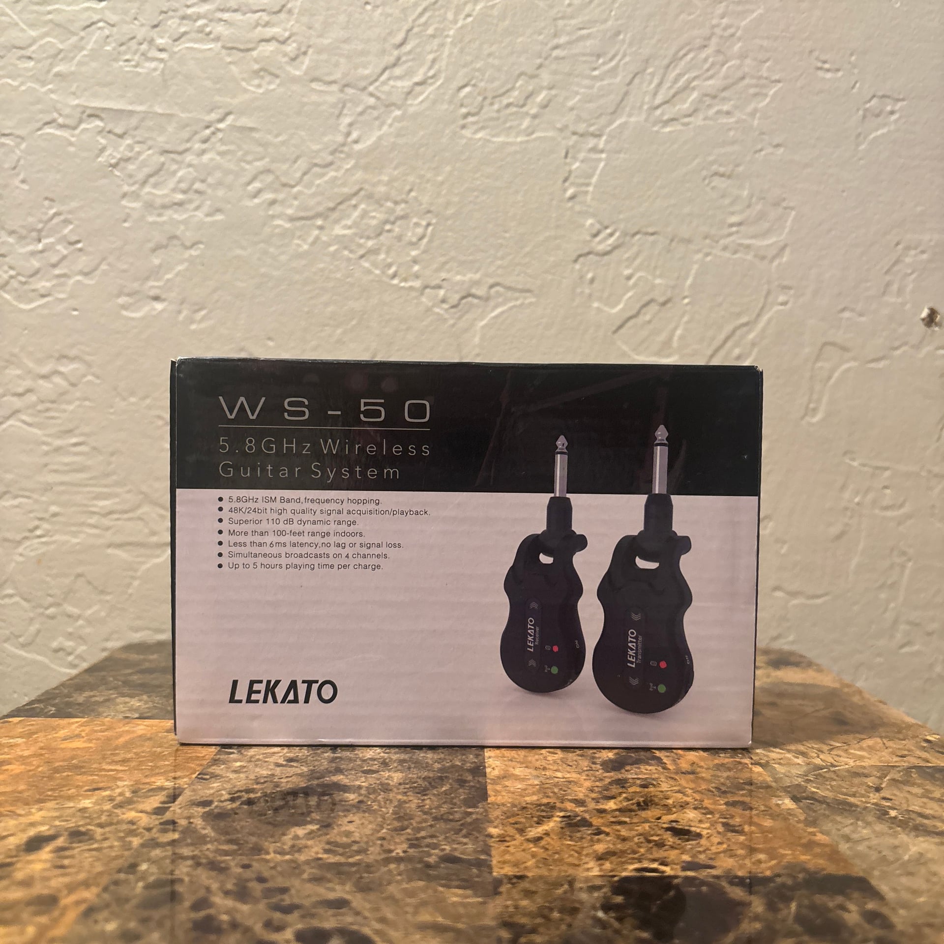 LEKATO WS-50 5.8GHz Wireless Guitar System Transmitter and Receiver 1