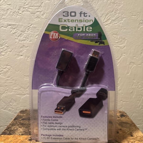 CTA Digital 30 ft. Extension Cable for Xbox 360 Kinect Sensor