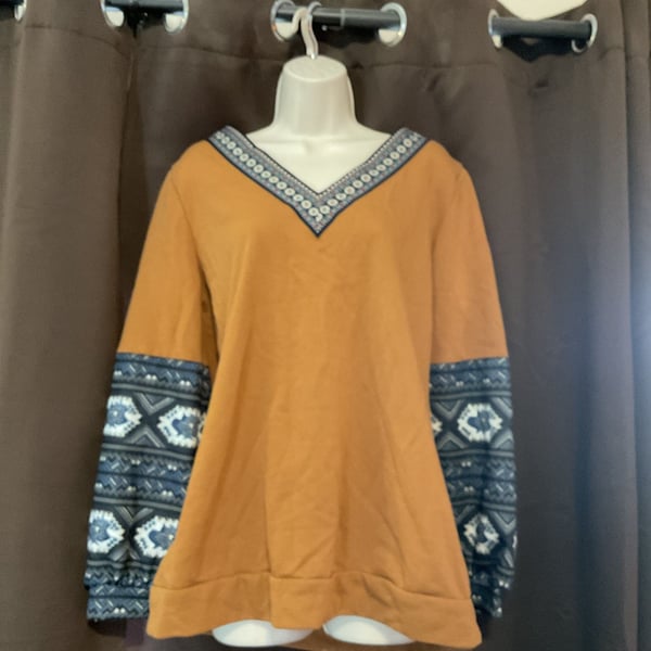 Mustard Yellow Boho Aztec Print V-Neck Sweatshirt - Size M