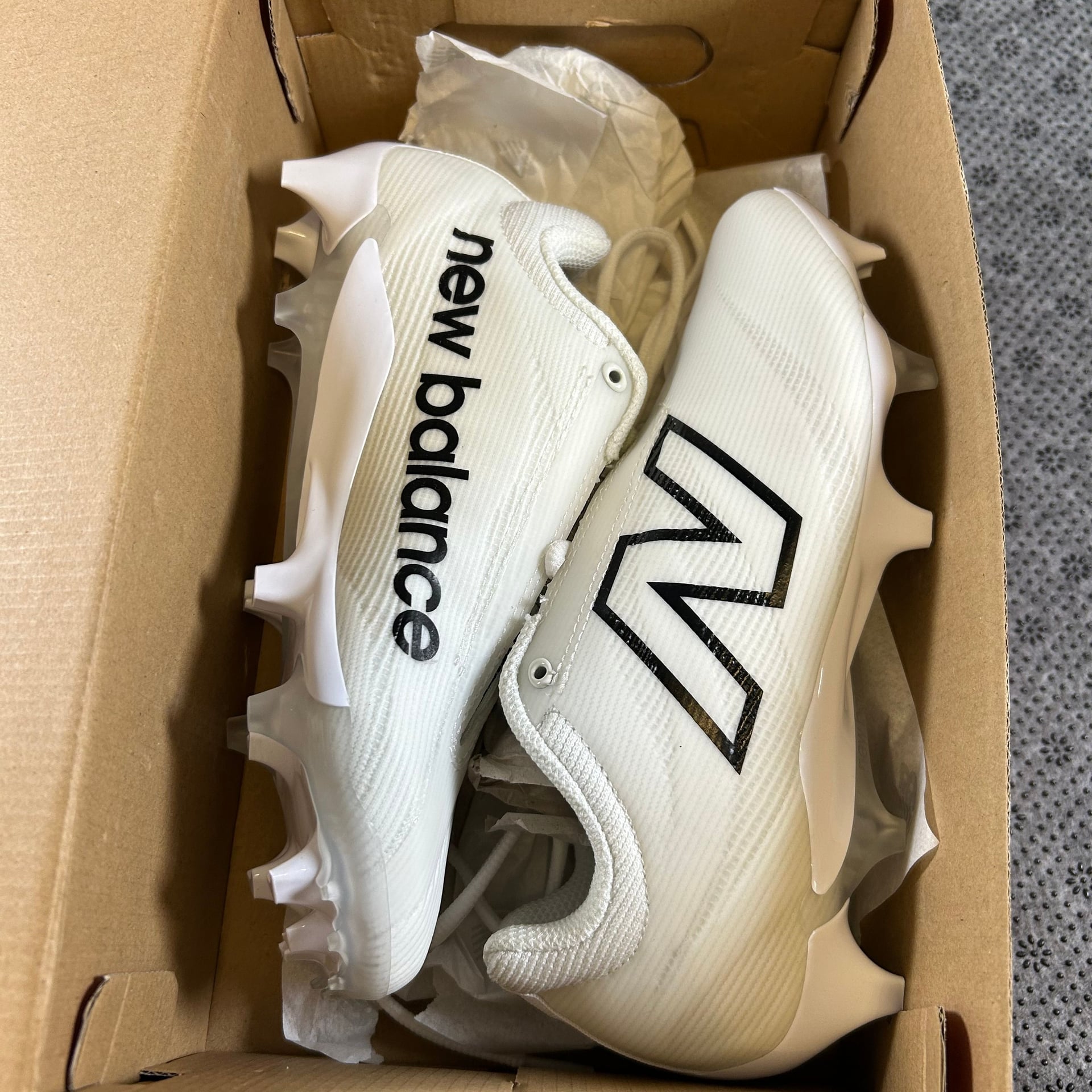 New Balance Burn X3 Lacrosse Cleats - White/Black - Size 5.5 4