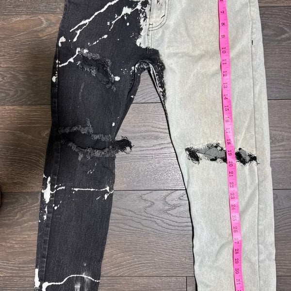 Levi's 510 Skinny Ripped Custom Bleach Distressed Denim Jeans 18 Red. Youth
