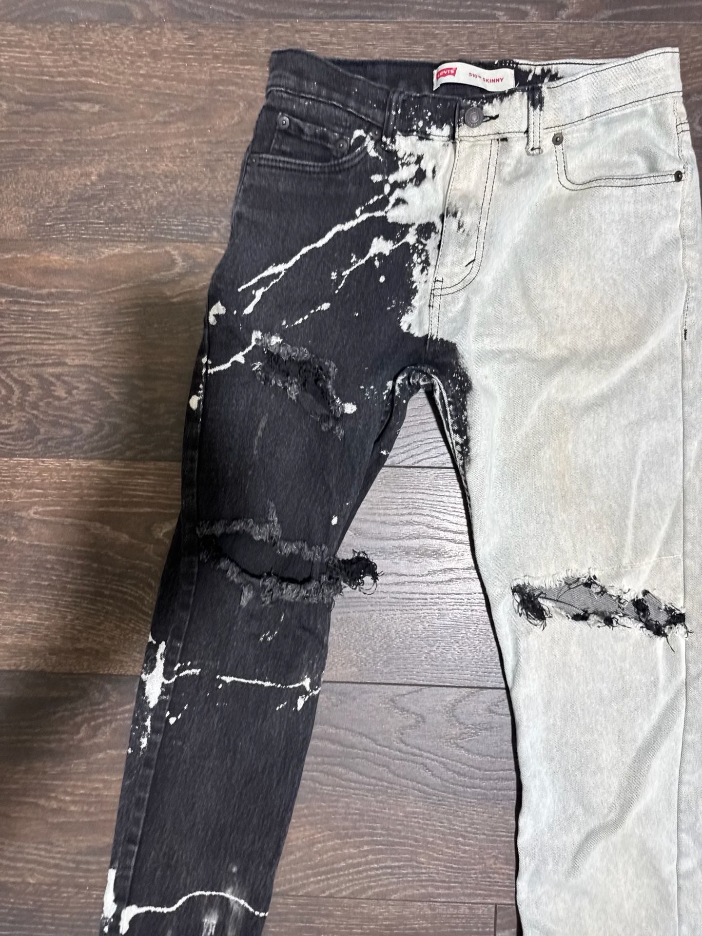 Levi's 510 Skinny Ripped Custom Bleach Distressed Denim Jeans 18 Red. Youth 8
