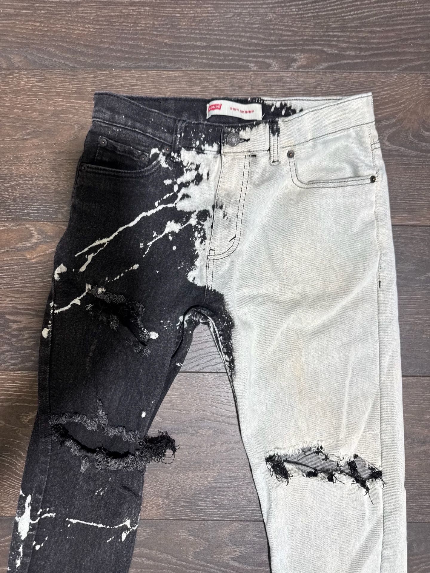 Levi's 510 Skinny Ripped Custom Bleach Distressed Denim Jeans 18 Red. Youth 15