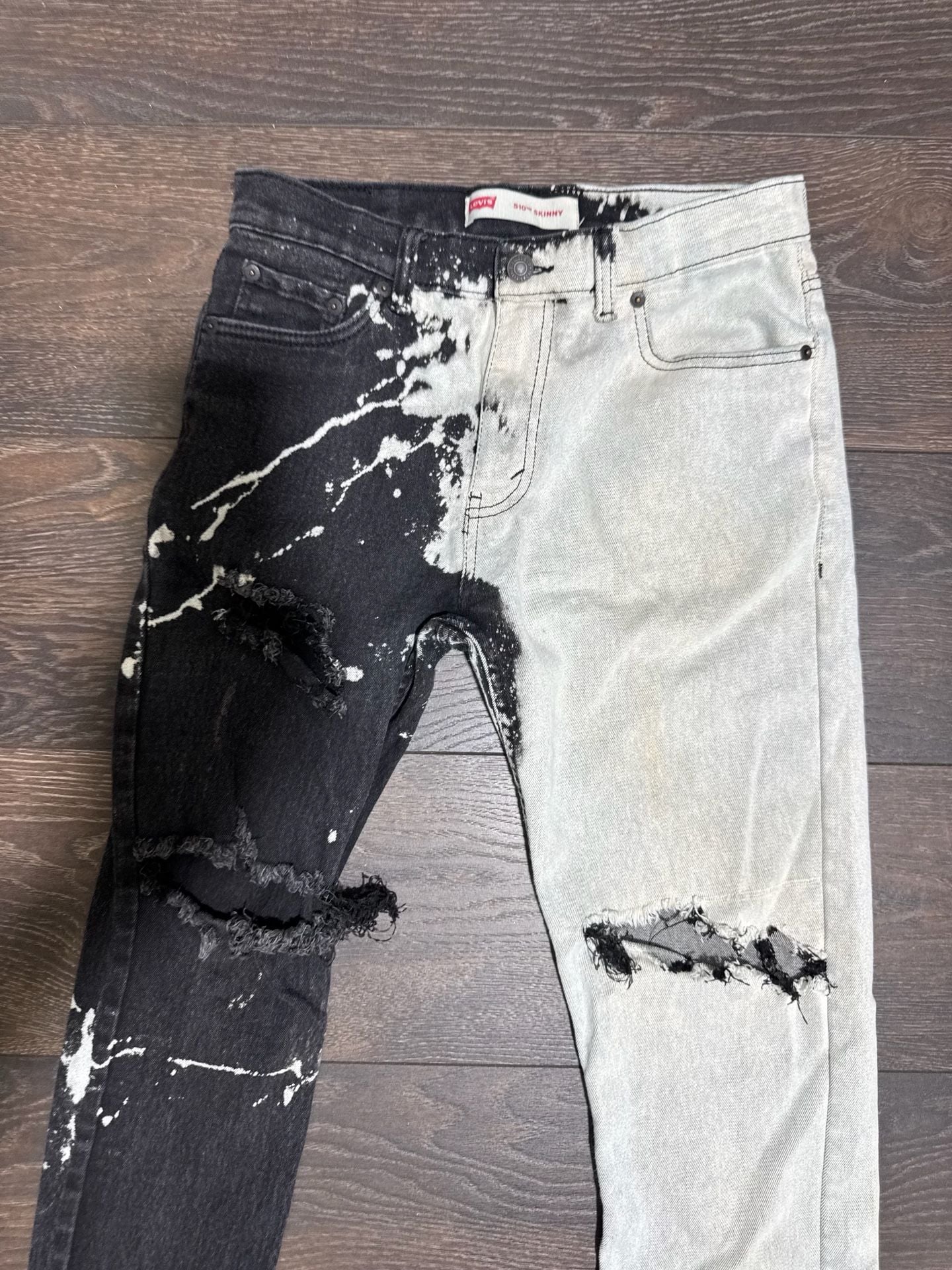 Levi's 510 Skinny Ripped Custom Bleach Distressed Denim Jeans 18 Red. Youth 16