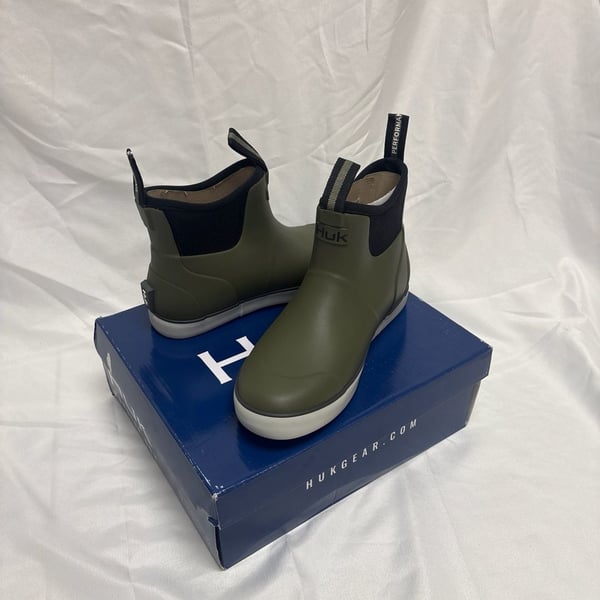 Excellent Huk Rogue Wave Men's Deck Boots, Moss, M9