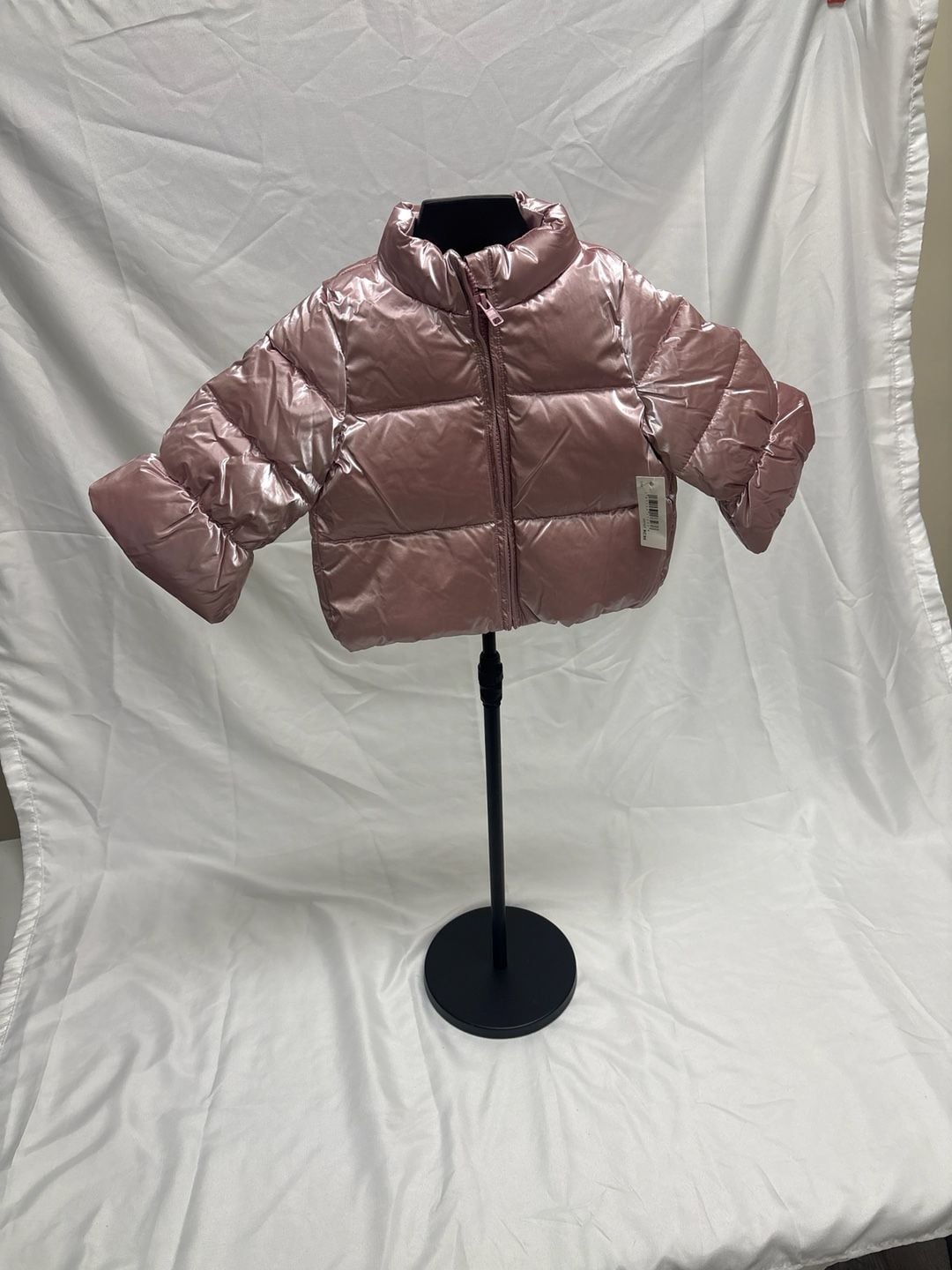 Amazon Essentials x Sofia Grainge Baby Girls' Taffeta Metallic Puffer Jacket 2