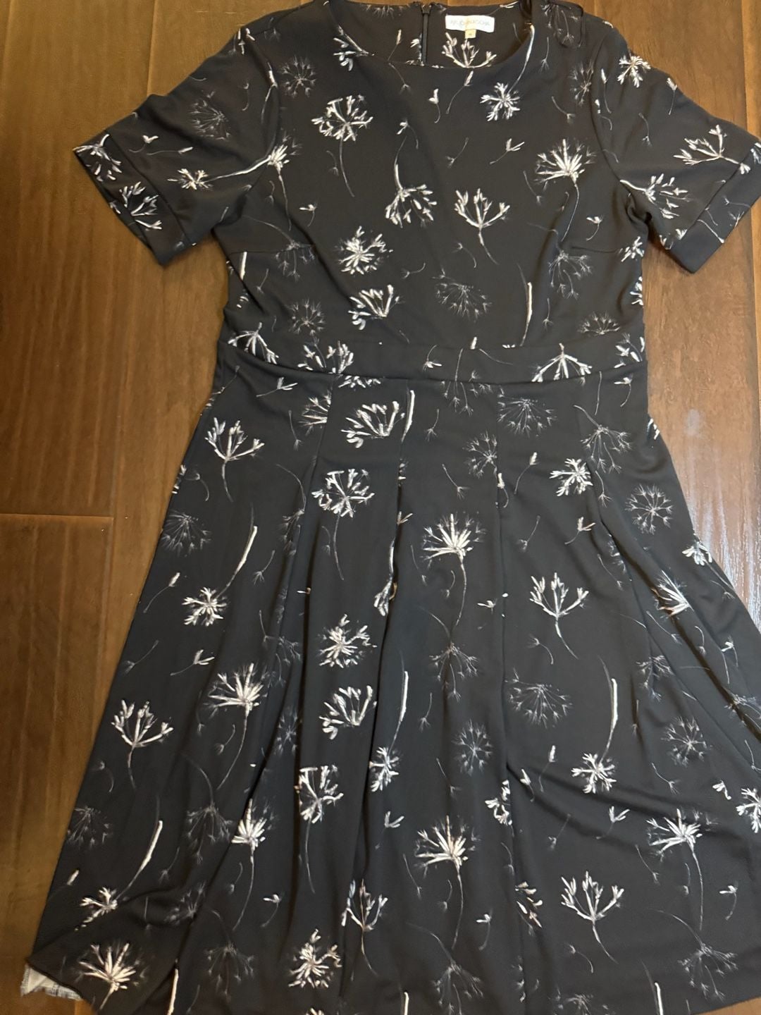 RJR John Rocha Black and White Floral Dandelion Print Fit & Flare Dress 19