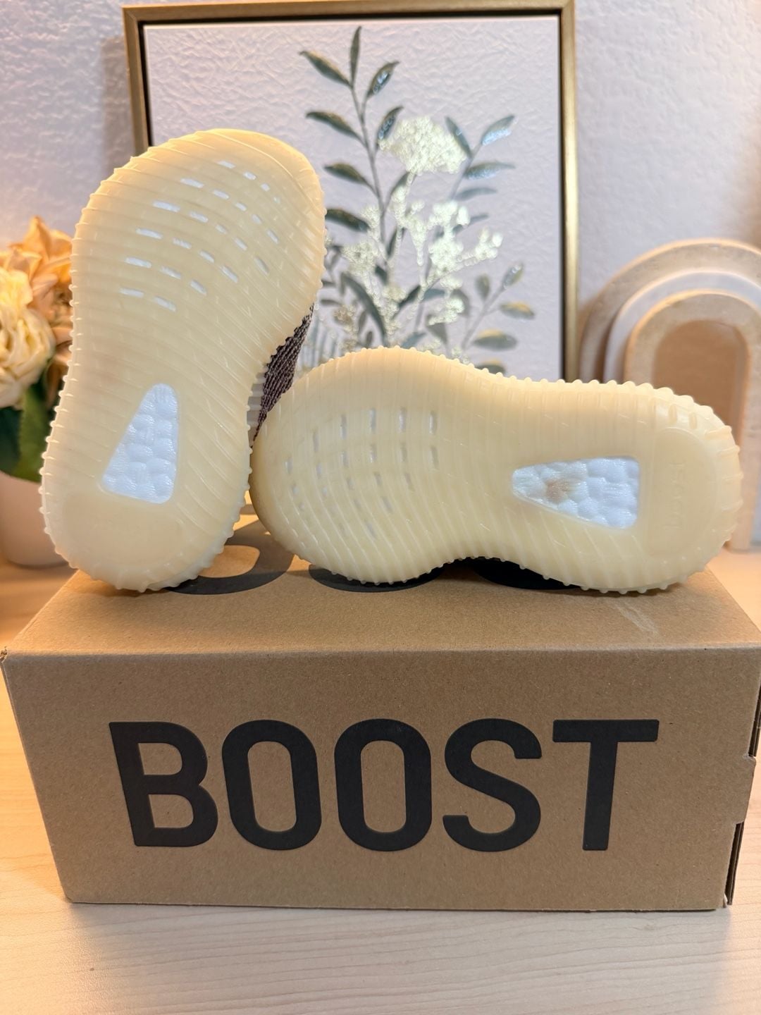 Adidas Yeezy Boost 350 V2 Infant Zyon Sneakers, Size 6K - FZ1284 4
