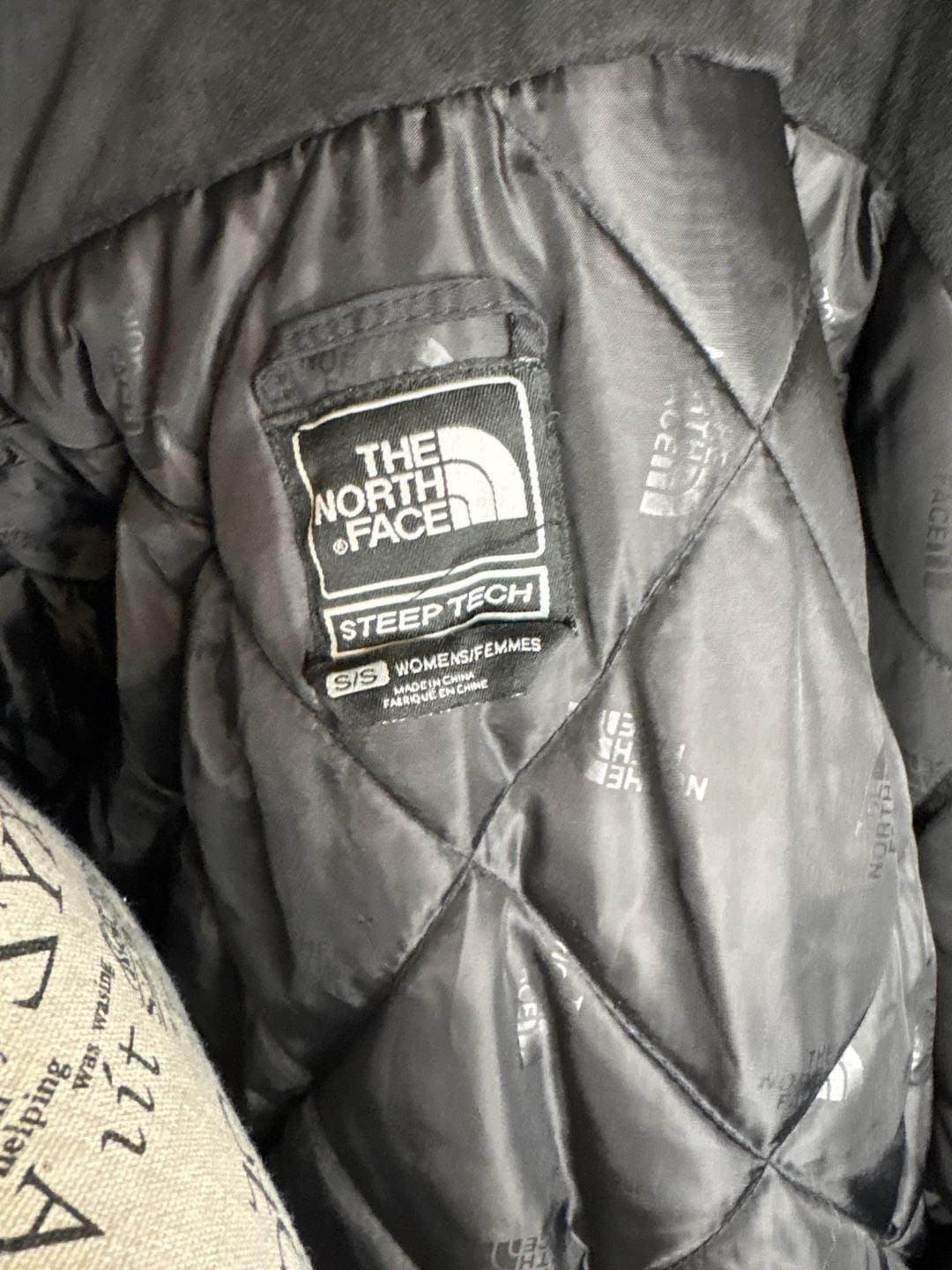 The North Face Steep Tech Natasha Fall 2008 Size S Womens No zipper 10