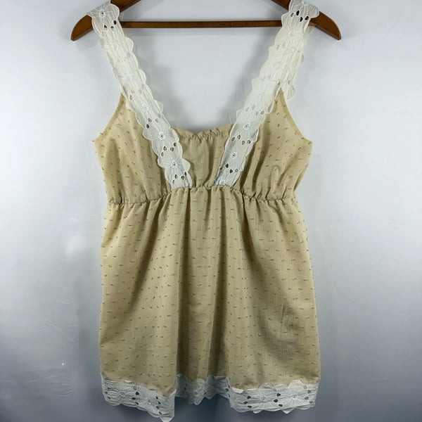 Beiza Vintage Y2K Dotted Babydoll Top with Eyelet Lace Trim