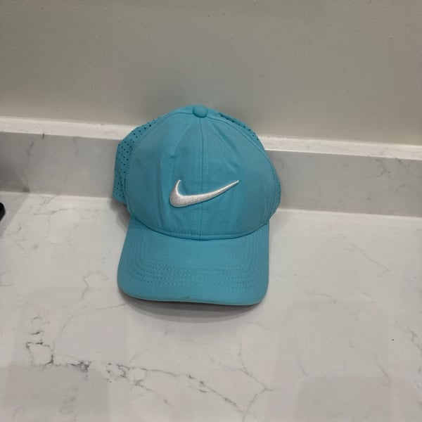 Nike Legacy91 Blue Golf Hat Cap One Size small/Medium 