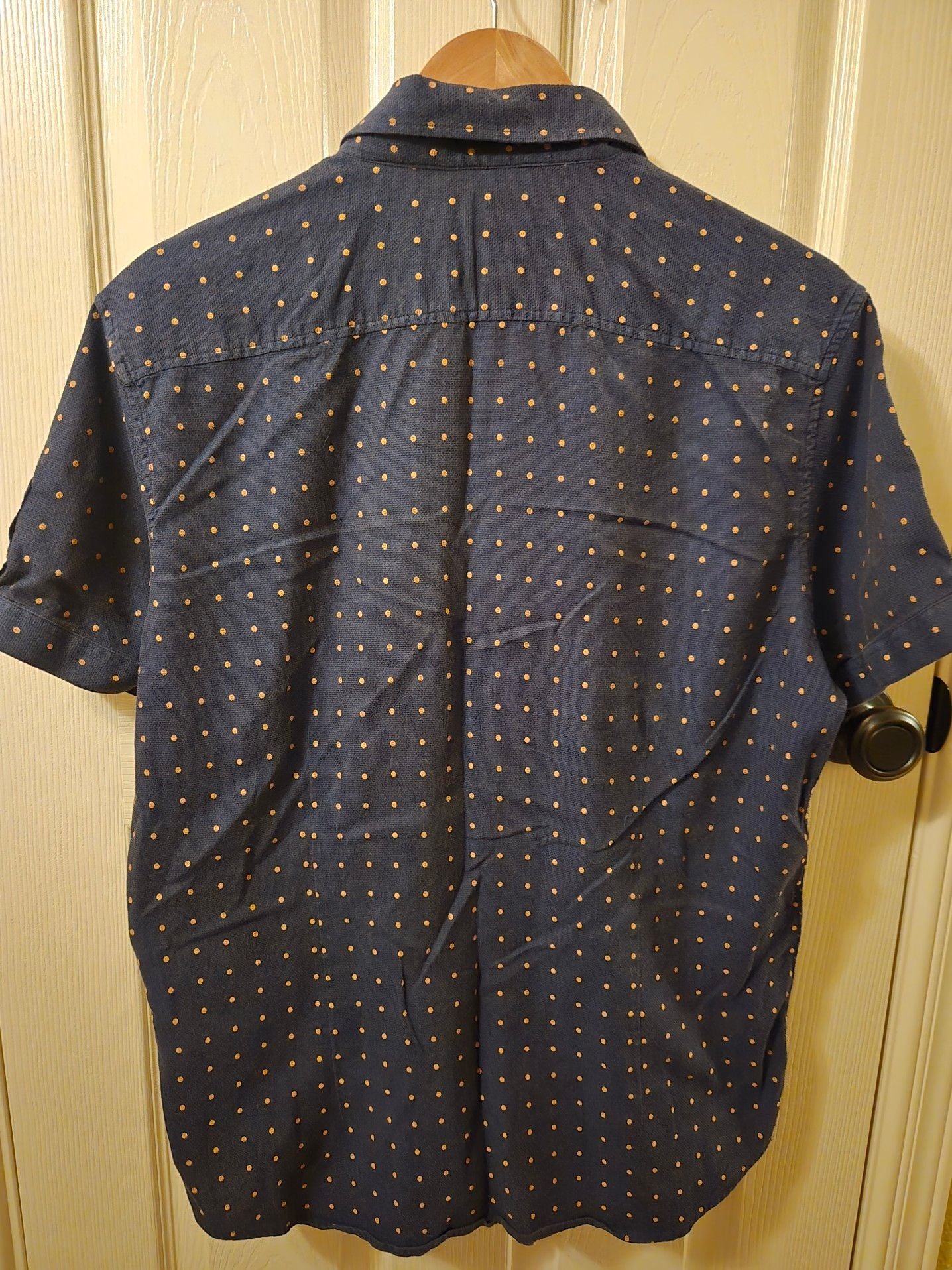 Robert Graham Modern American XL Short Sleeve Button-Down Navy Polka Dot Shirt
8