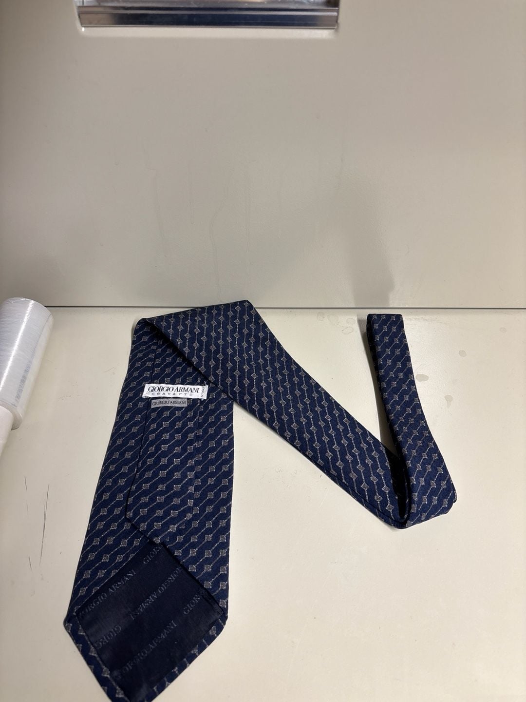 Giorgio Armani Cravatte Navy Blue Geometric Diamond Print 100% Silk Tie 1