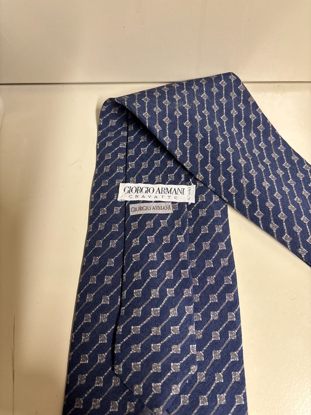 Giorgio Armani Cravatte Navy Blue Geometric Diamond Print 100% Silk Tie 2