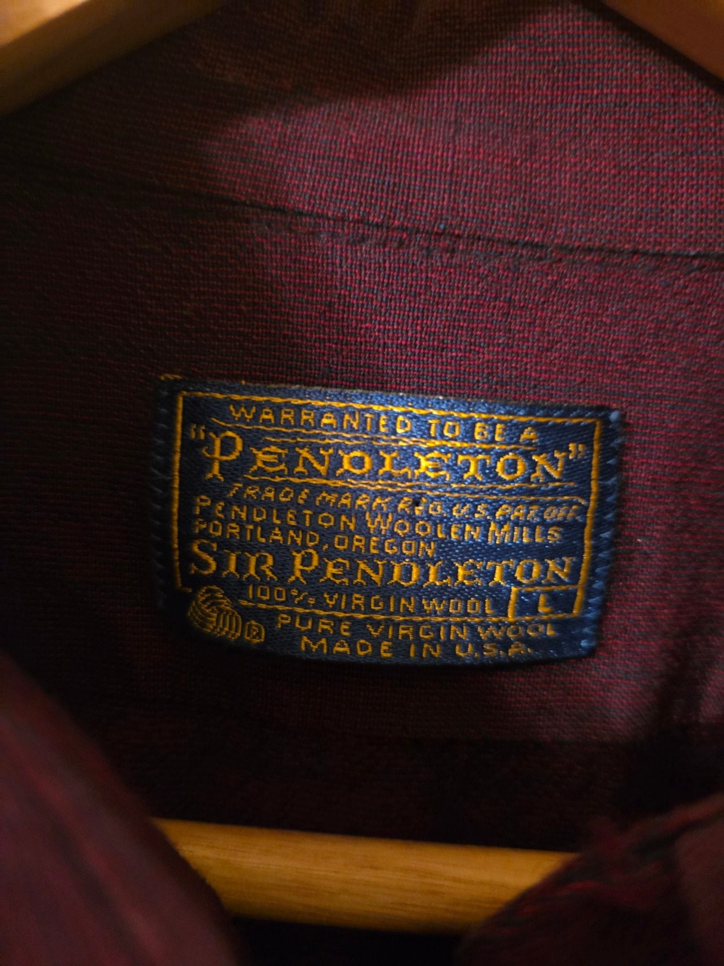 Vintage Sir Pendleton 100% Virgin Wool Burgundy Button Down Shirt Mens Large 3