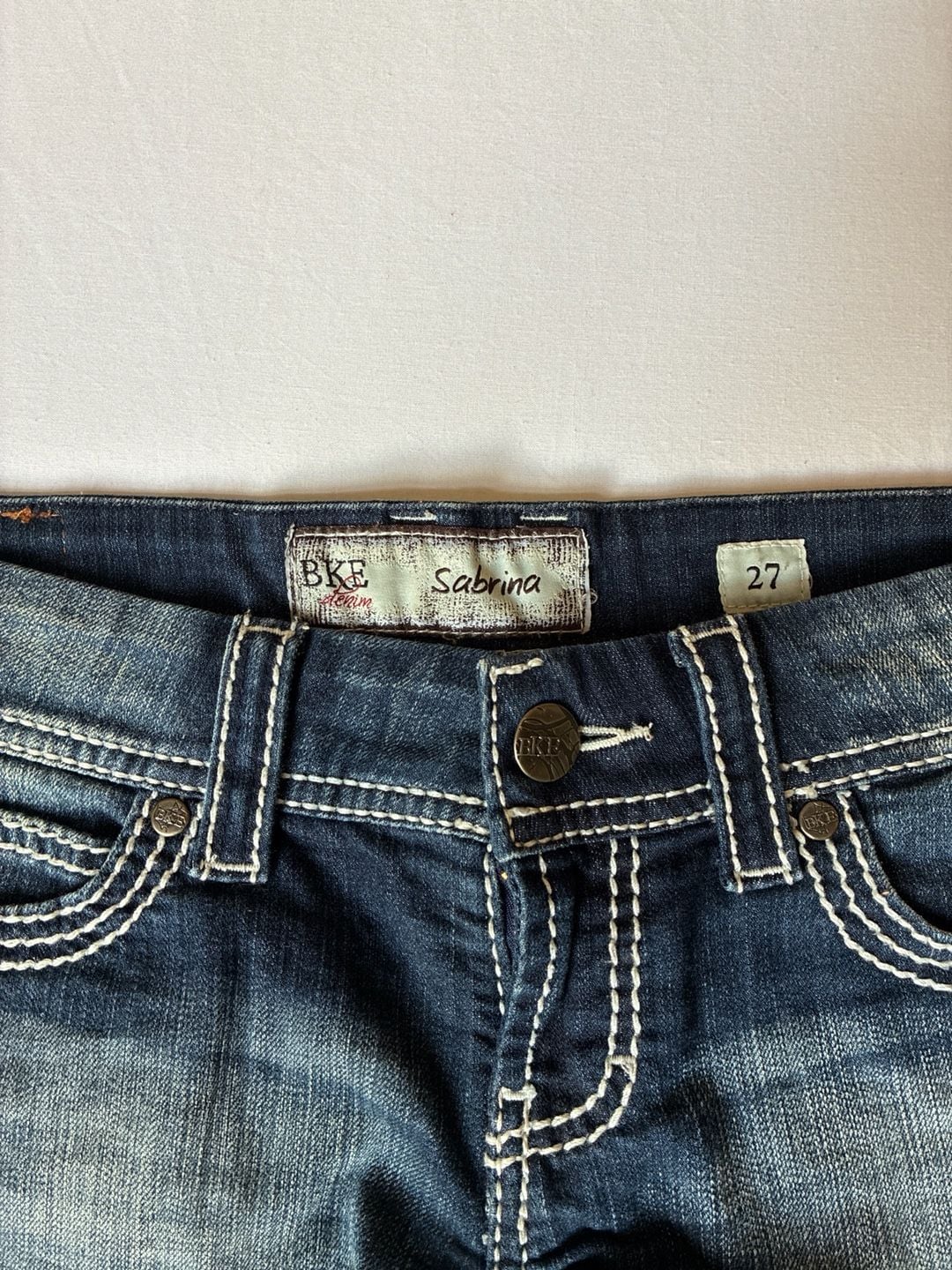BKE Sabrina Low Rise Dark Wash Denim Shorts with Thick Stitch Size 27 3