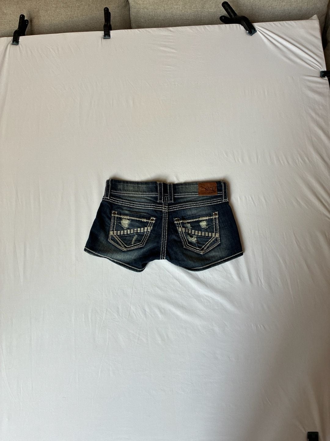BKE Sabrina Low Rise Dark Wash Denim Shorts with Thick Stitch Size 27 4