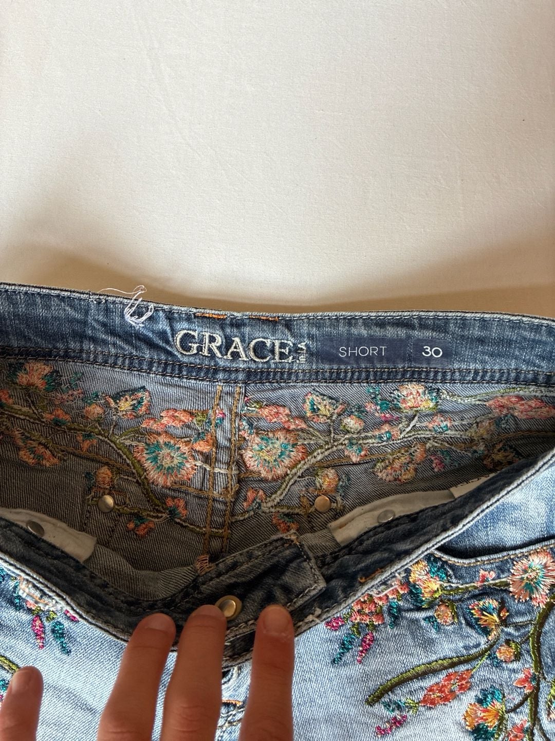 Grace in LA Floral Embroidered Distressed Denim Cutoff Shorts Size 30 3
