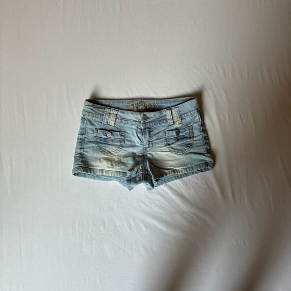 WallFlower High Rise Light Wash Y2K Denim Cutoff Shorts with Flap Pockets
