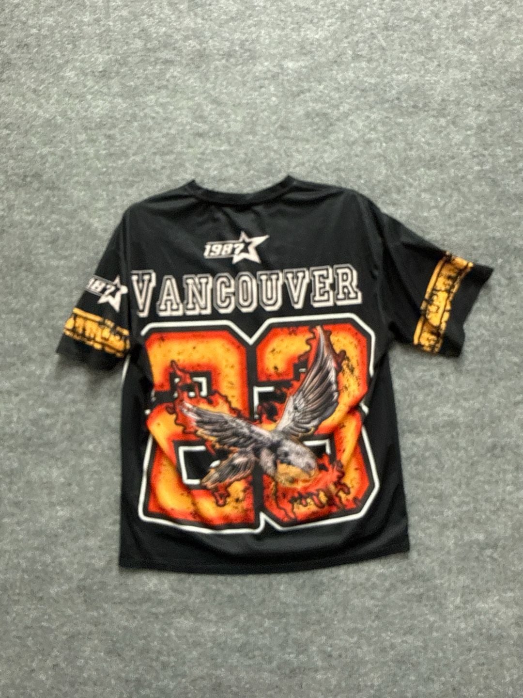ROMWE Men's Vancouver 23 Eagle Graphic 1987 Streetwear Jersey T-Shirt 2