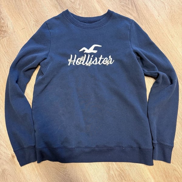 Hollister Navy Blue Floral Logo Embroidered Crewneck Sweatshirt Size S