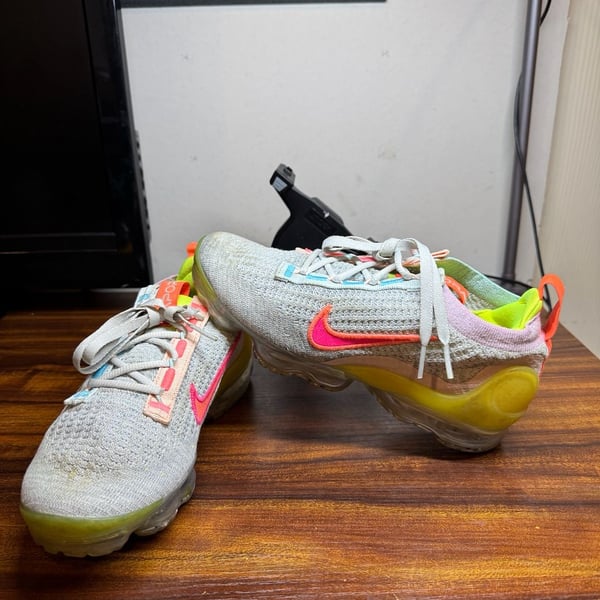 Nike Air VaporMax 2021 Flyknit Photon Dust Hyper Pink DH4088-002.No box