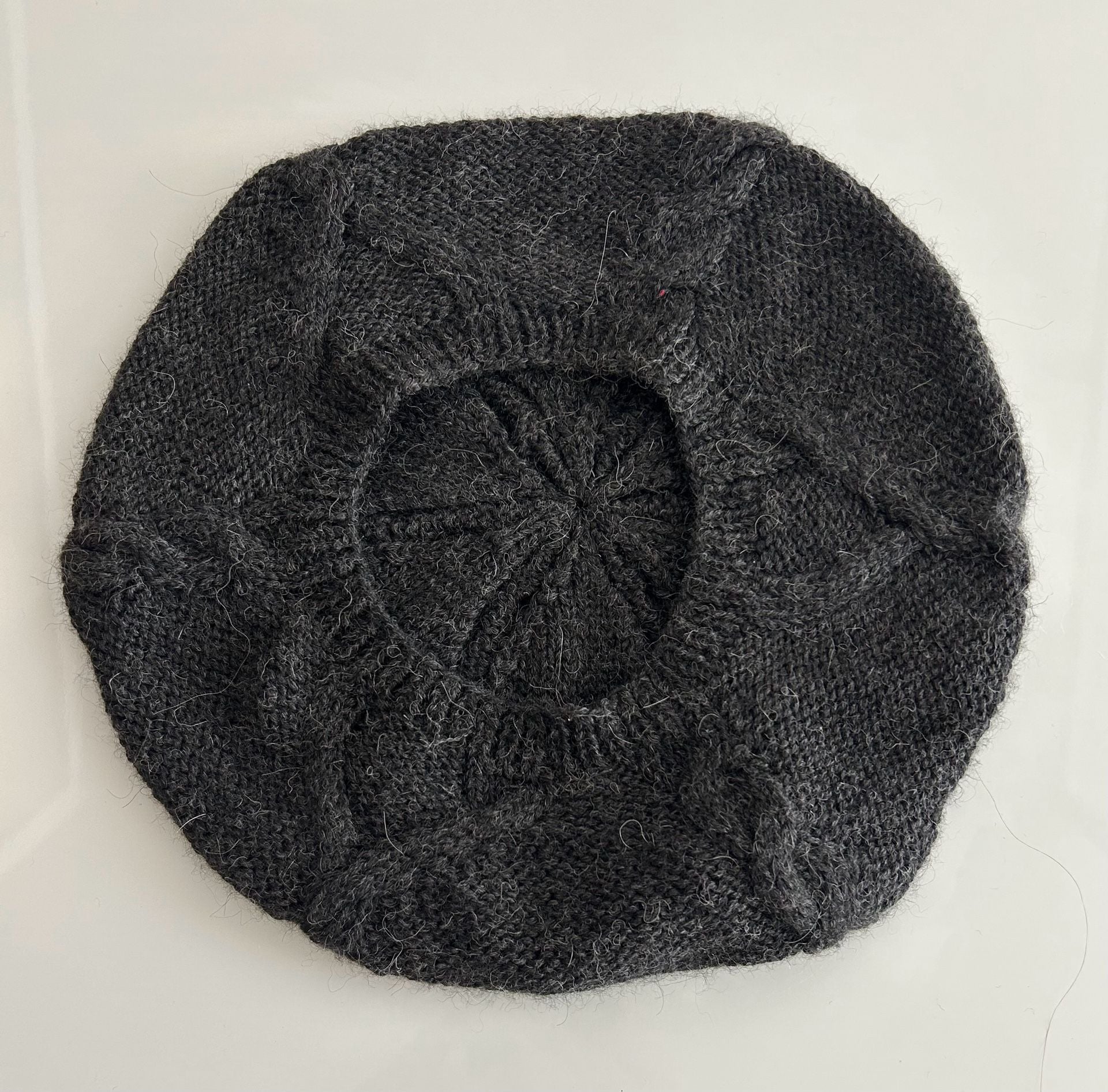 Alpaca International 100% Baby Alpaca Gray Cable Knit Beret 3