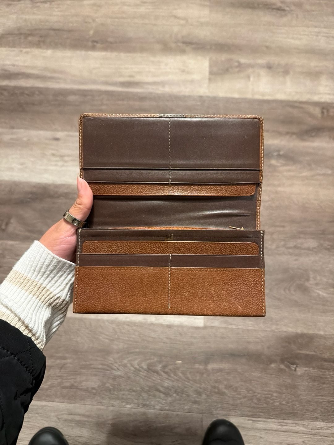 Vintage Dunhill Brown Pebbled Leather Long Bifold Wallet with Gold Logo 3