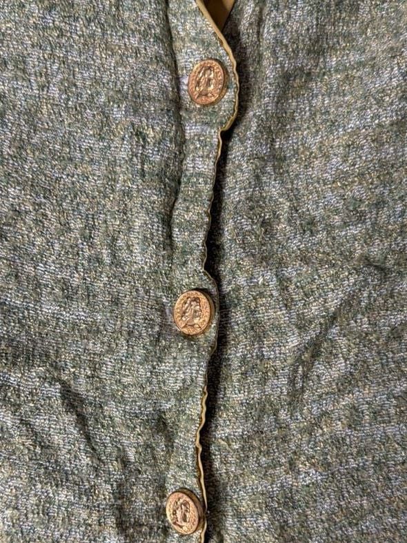 Vintage 1960s Lime Green and Gold Metallic Lurex Tweed Vest with Medallion Buttons 3