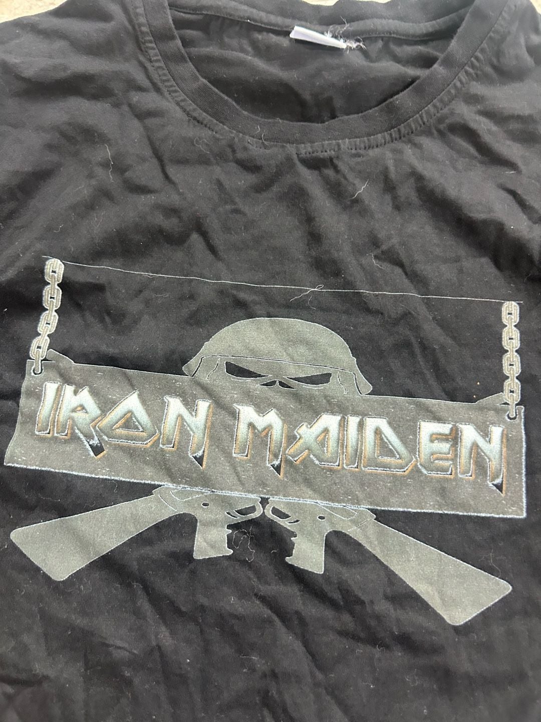 Iron Maiden Graphic T-Shirt Eddie in Helmet with Crossed Rifles XL 4
