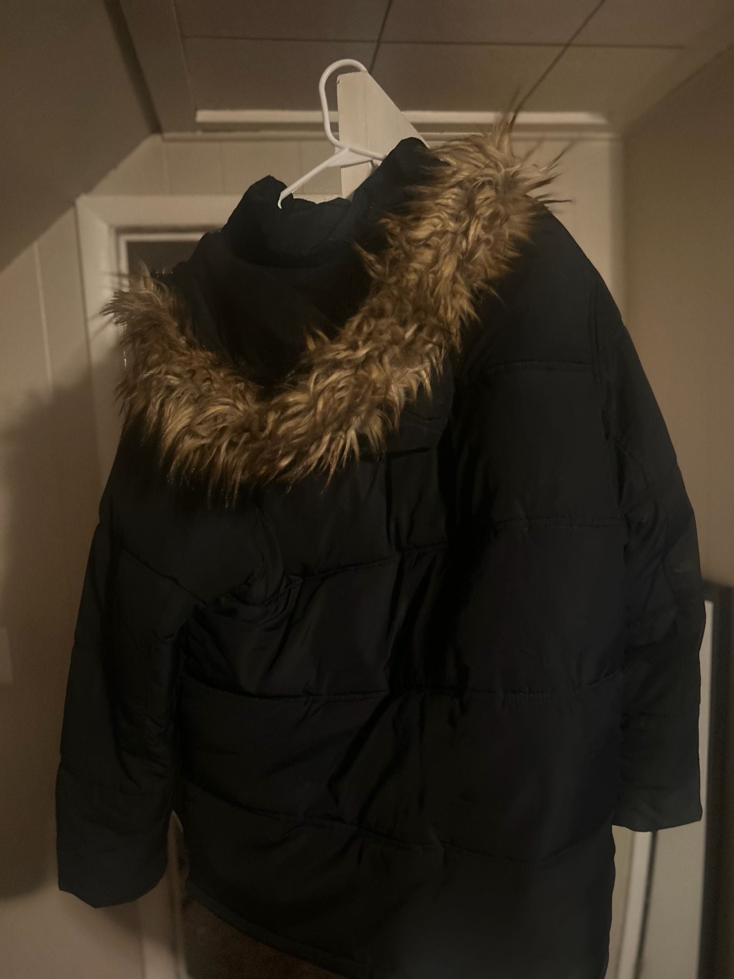 Canada Weather Gear Men's Black Heavyweight Parka with Faux Fur Hood 8
