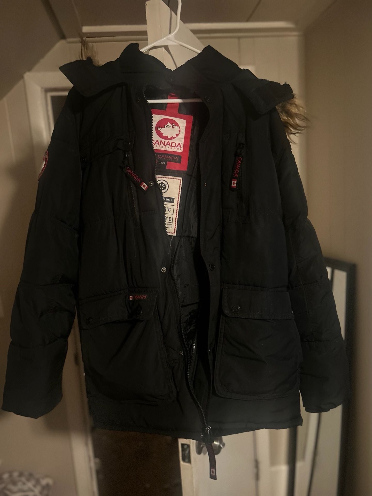 Canada Weather Gear Men's Black Heavyweight Parka with Faux Fur Hood 10