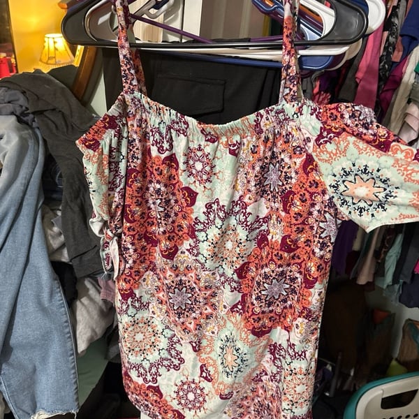 Pink Republic Floral Paisley Cold Shoulder Tie-Sleeve Top