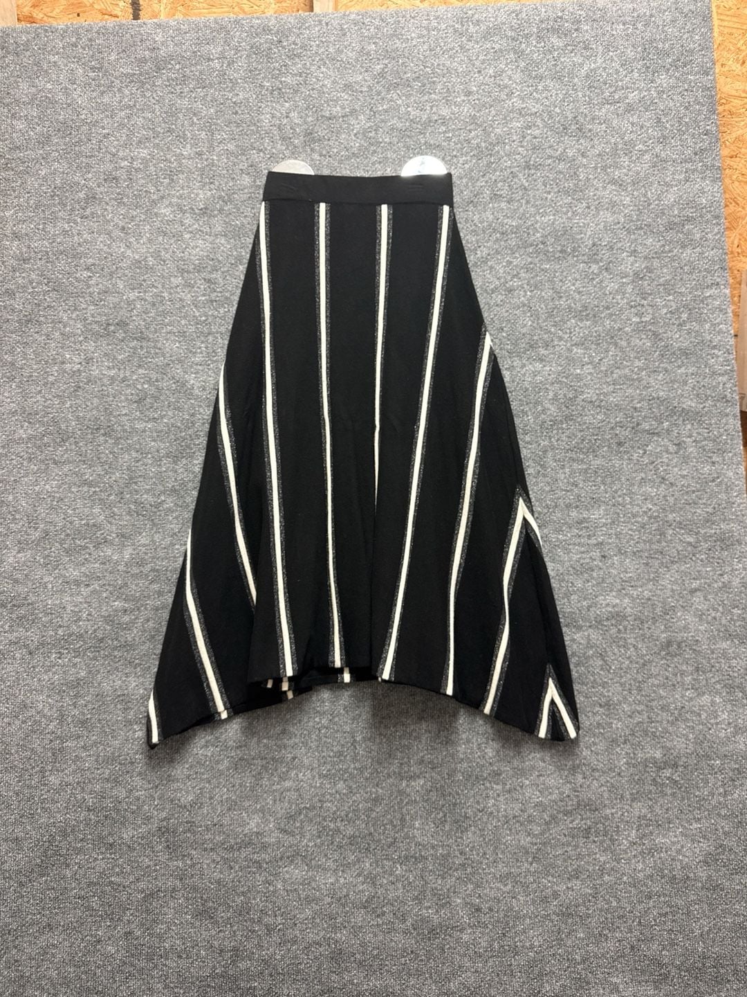 S-TORY. Black and White Striped Knit Midi Skirt with Asymmetrical Hem 2