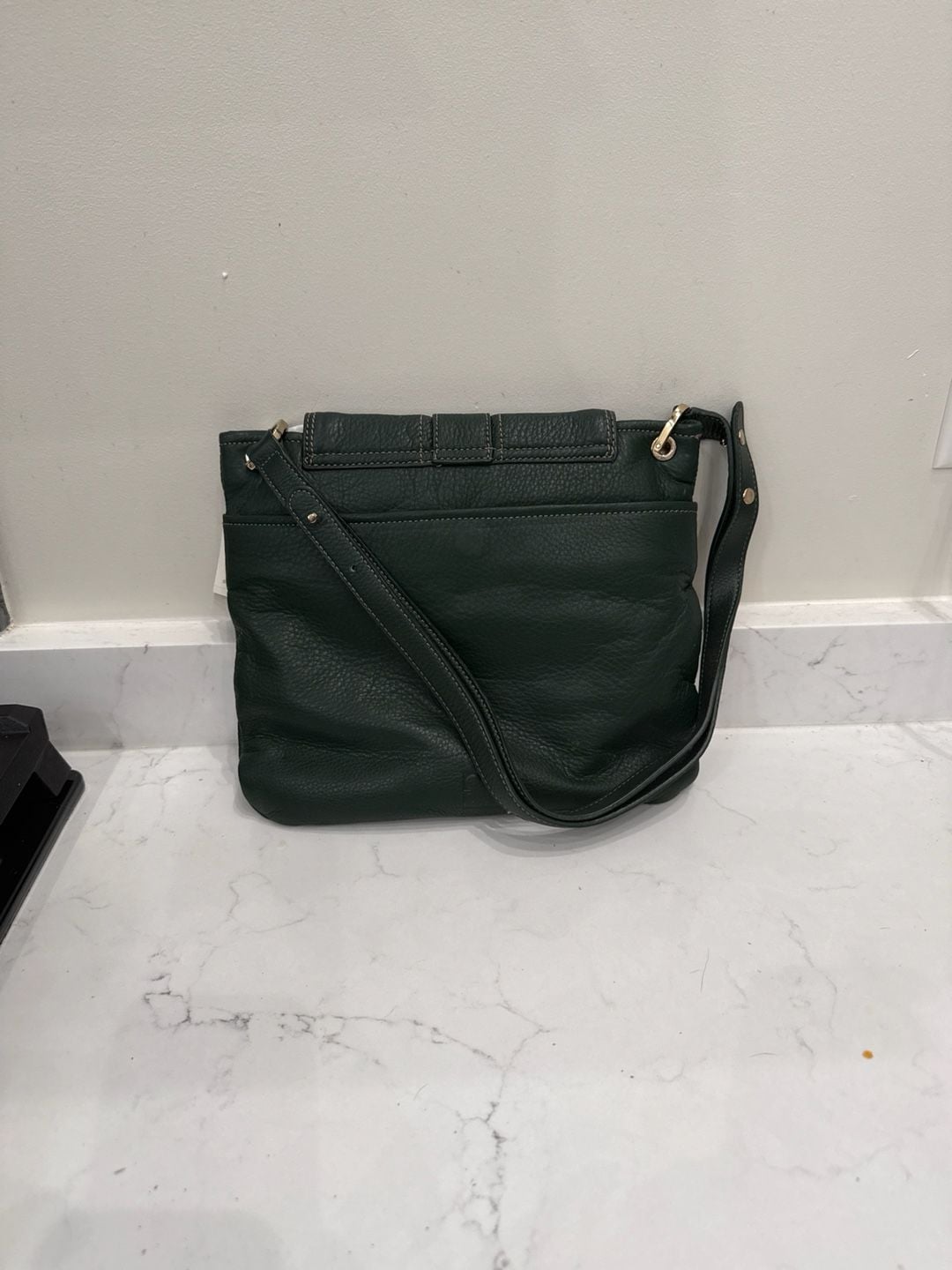 Liz Claiborne Leather Purse - Very Soft - Multiple Pockets Green 3