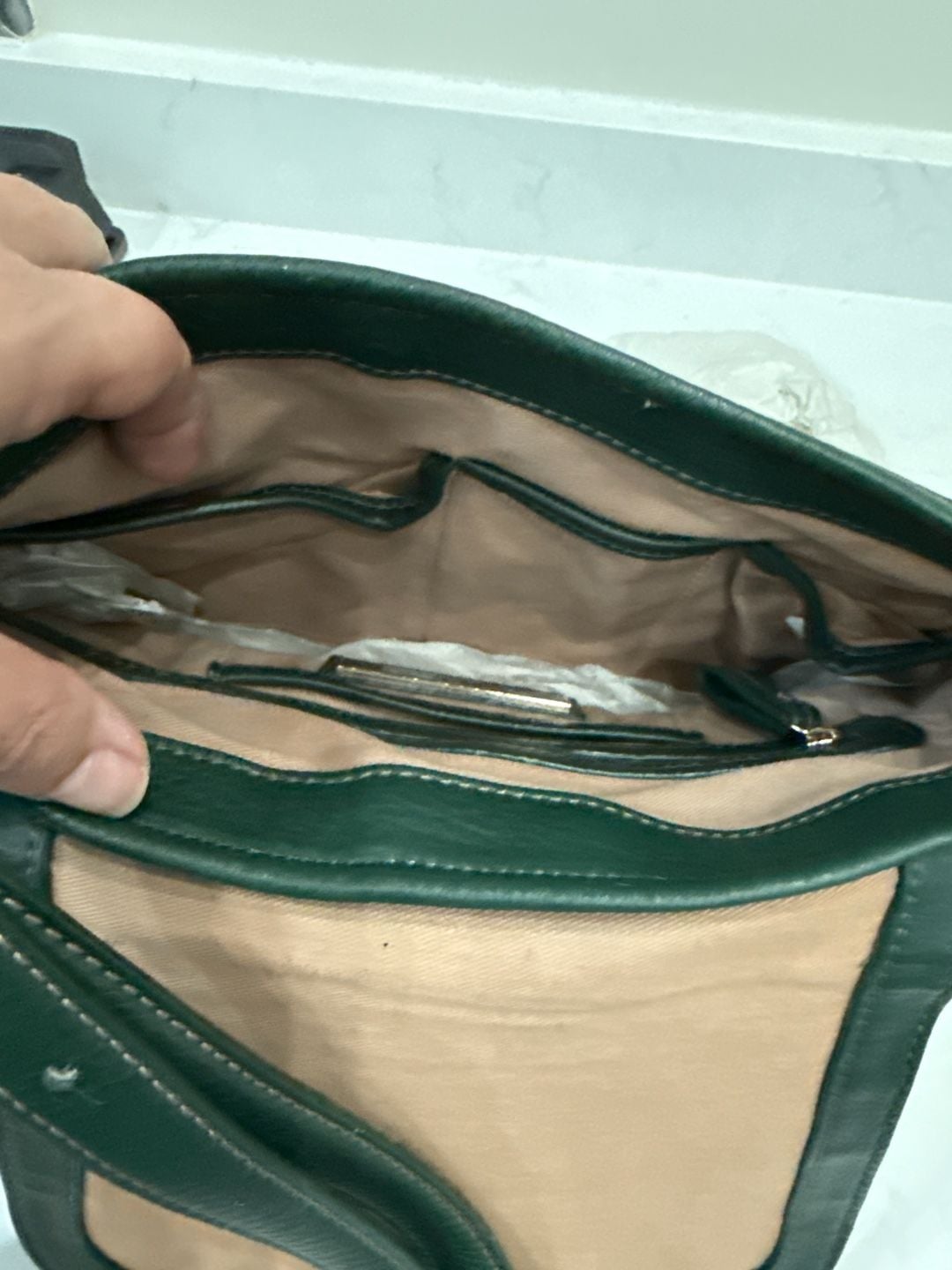 Liz Claiborne Leather Purse - Very Soft - Multiple Pockets Green 7