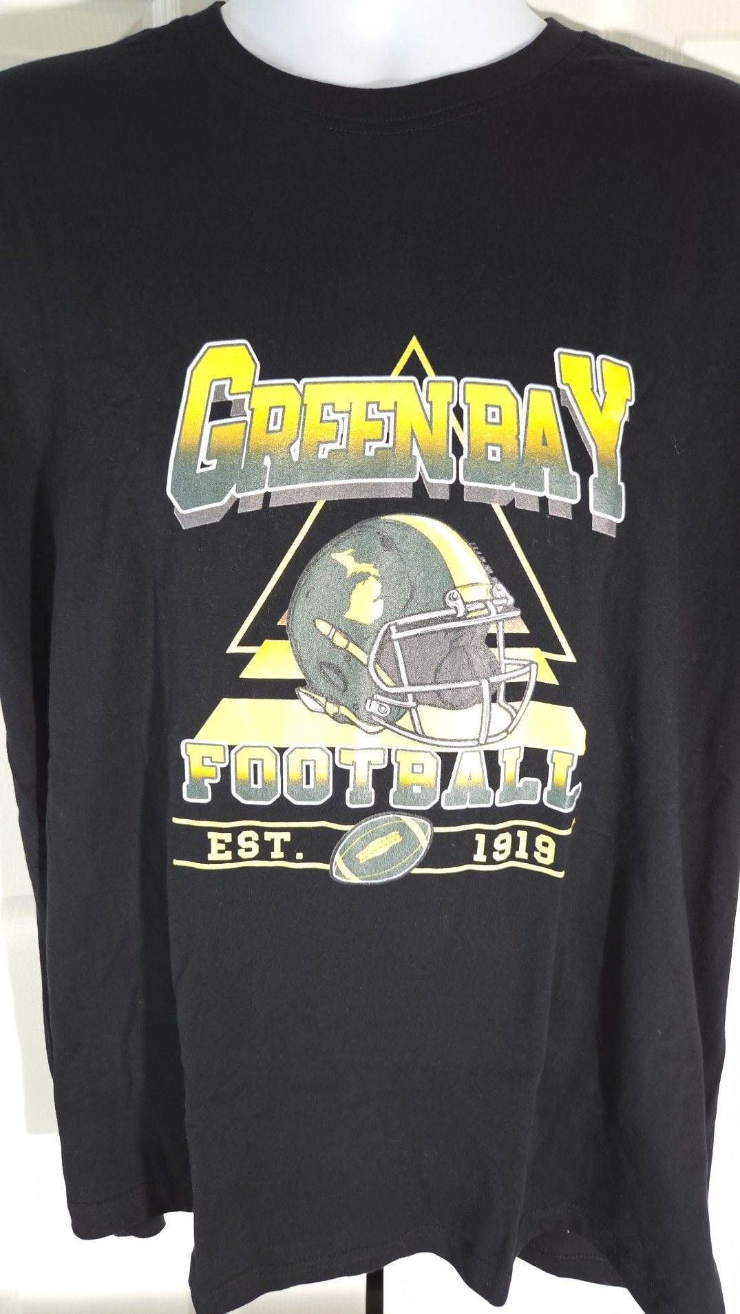 Shirtbanc Green Bay Football Vintage Helmet Est 1919 T-Shirt 3