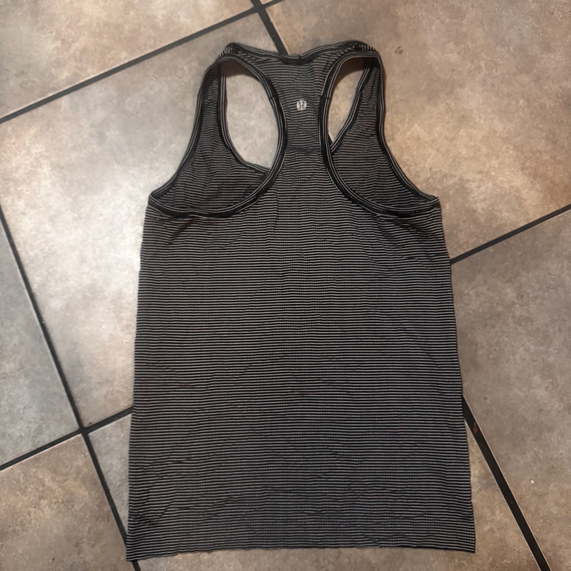 Lululemon Swiftly Tech Racerback Tank Top Striped Black White Size 6 2