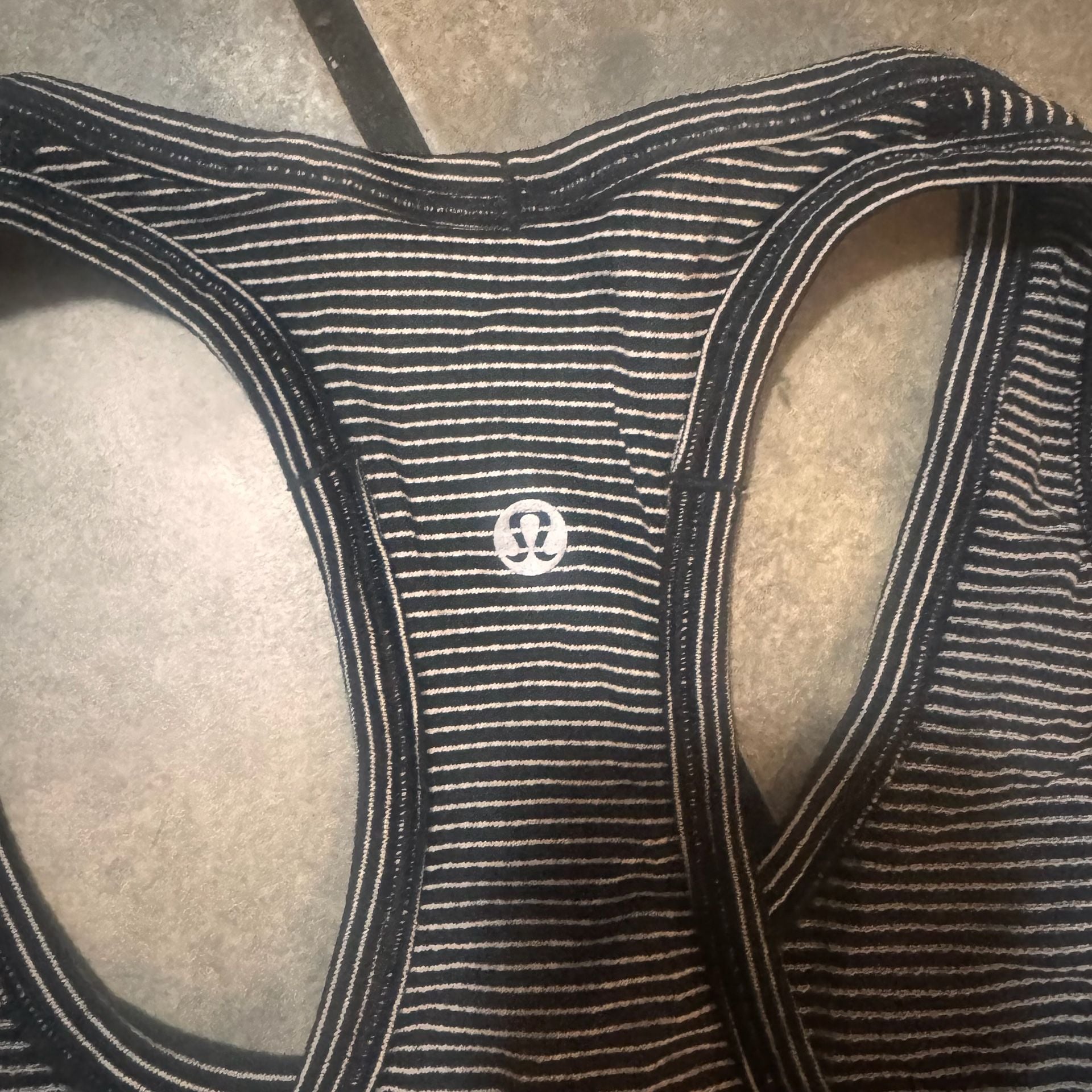 Lululemon Swiftly Tech Racerback Tank Top Striped Black White Size 6 3
