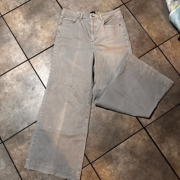 Maeve by Anthropologie High Rise Wide Leg Jeans in Grey