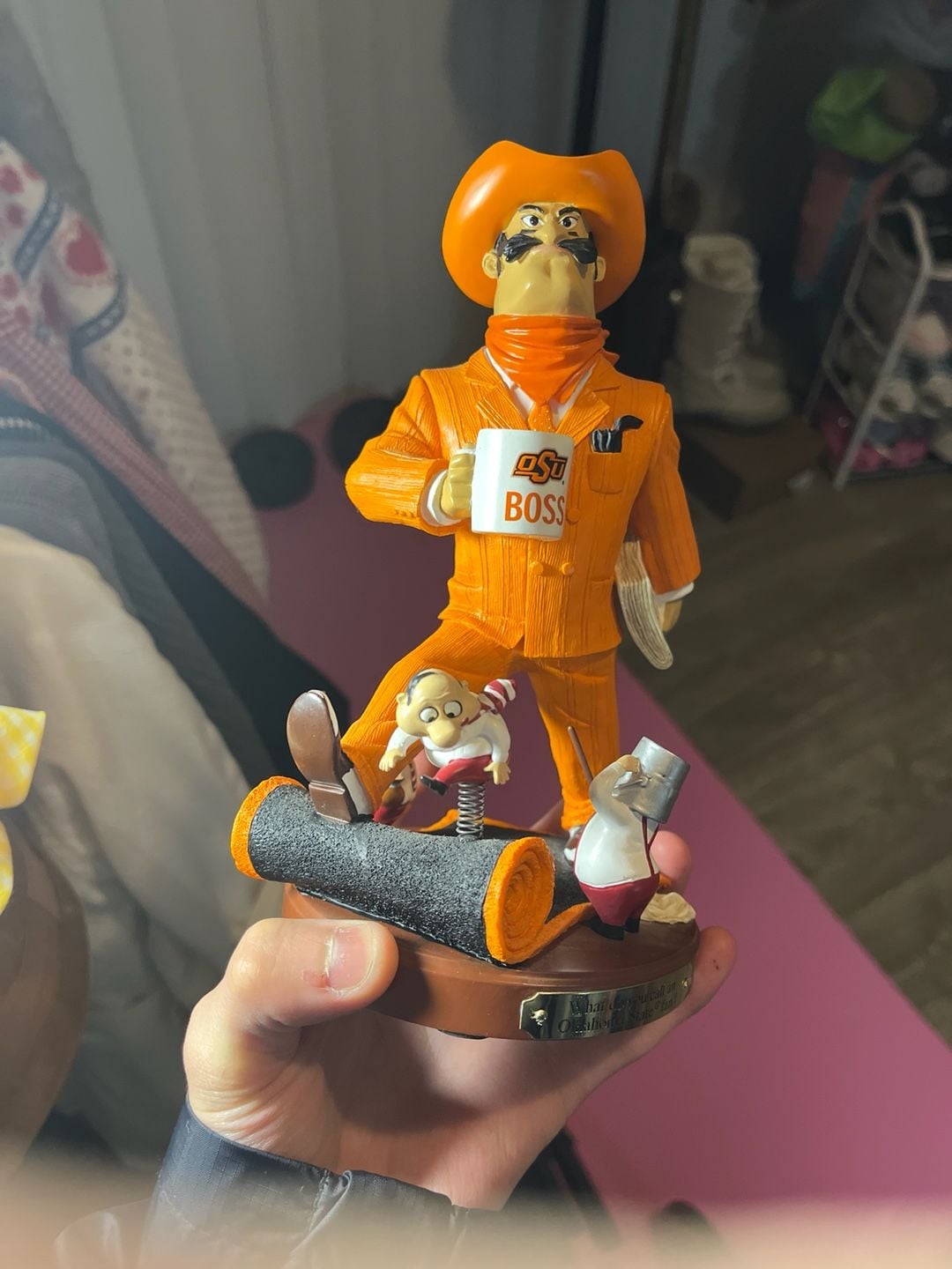 2005 The Memory Company Oklahoma State University OSU Boss Rivalry Pistol Pete Mascot Figurine 4