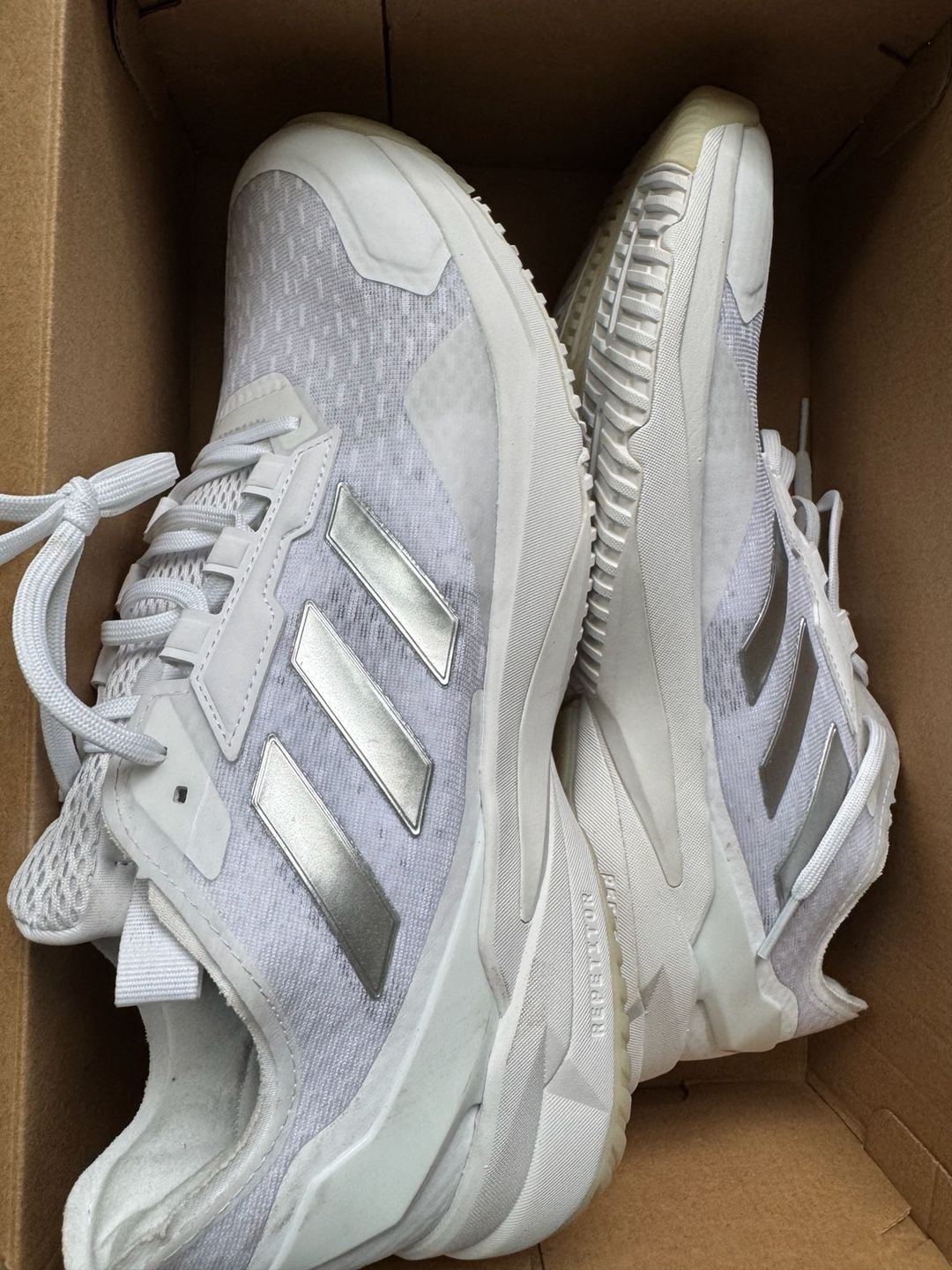 Adidas Women's Crazyflight Volleyball Shoes - Cloud White / Silver Metallic Size 11 1/2 4